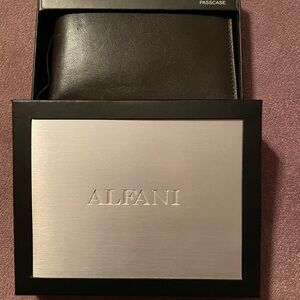 Alfani Brown Leather Passcase Billfold Wallet NIB
